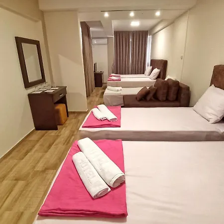 Hotel Miss Stone *