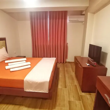 Miss Stone Hotel